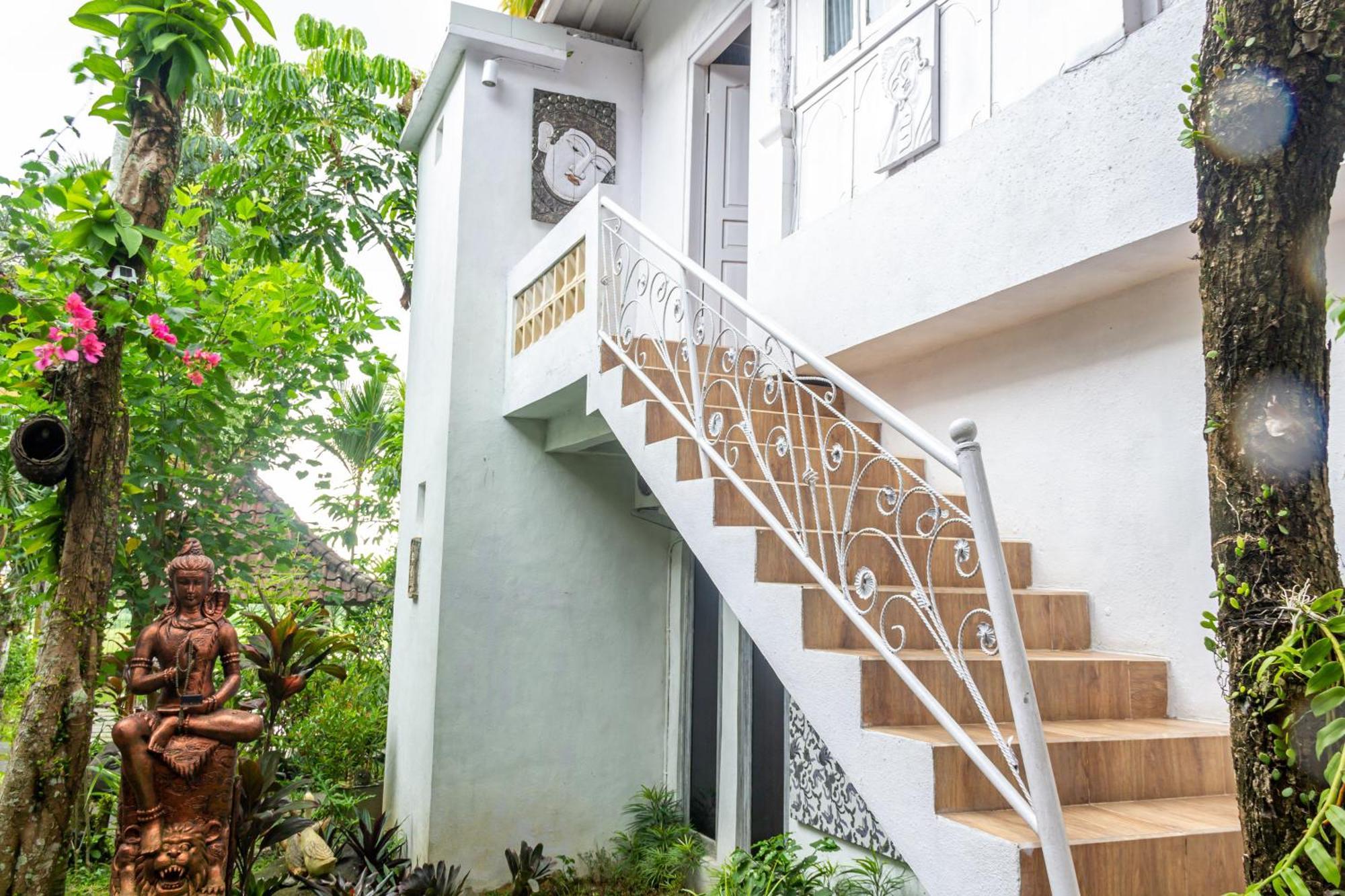 Kubu Sari Ubud Exterior photo