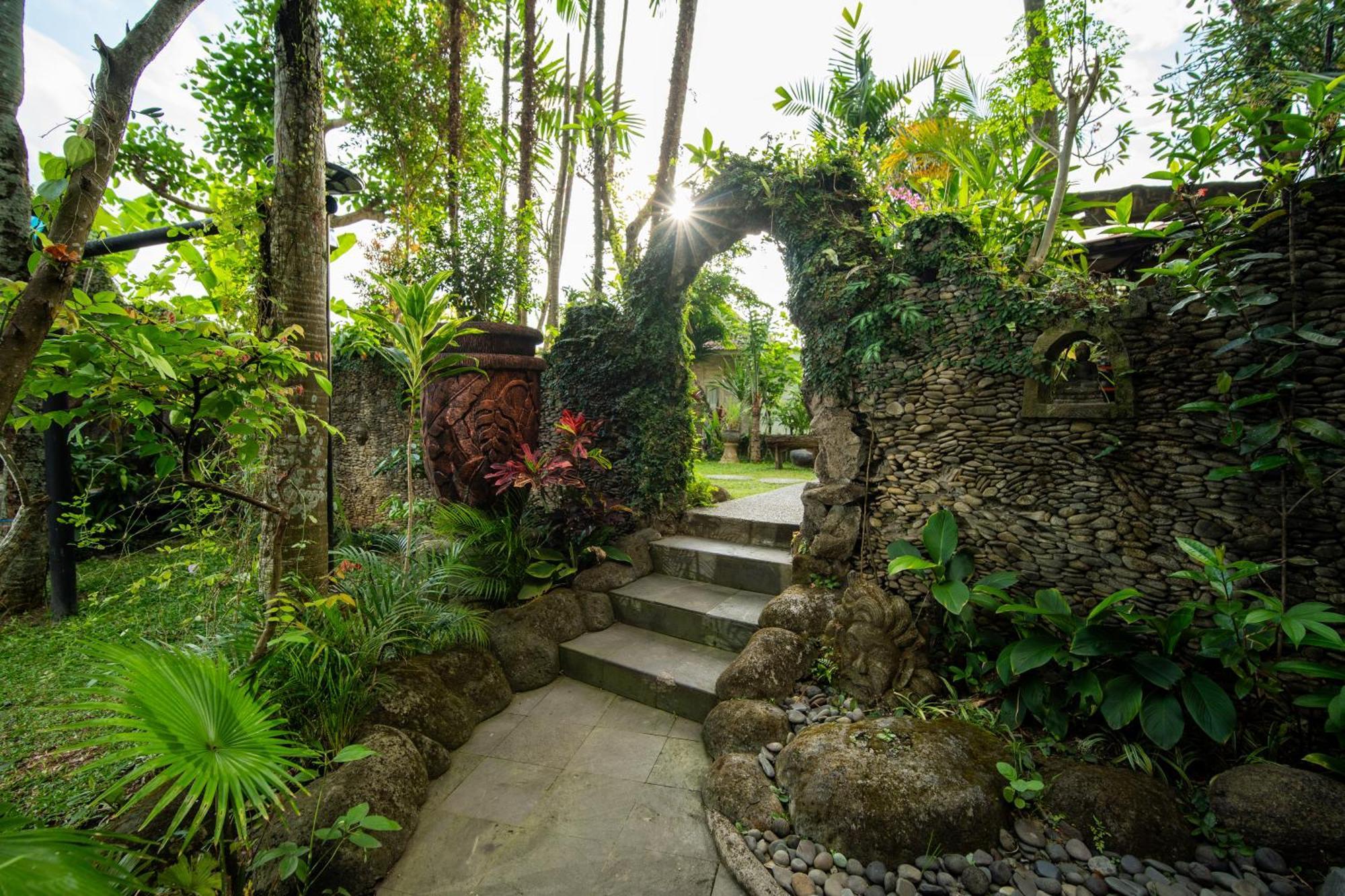 Kubu Sari Ubud Exterior photo