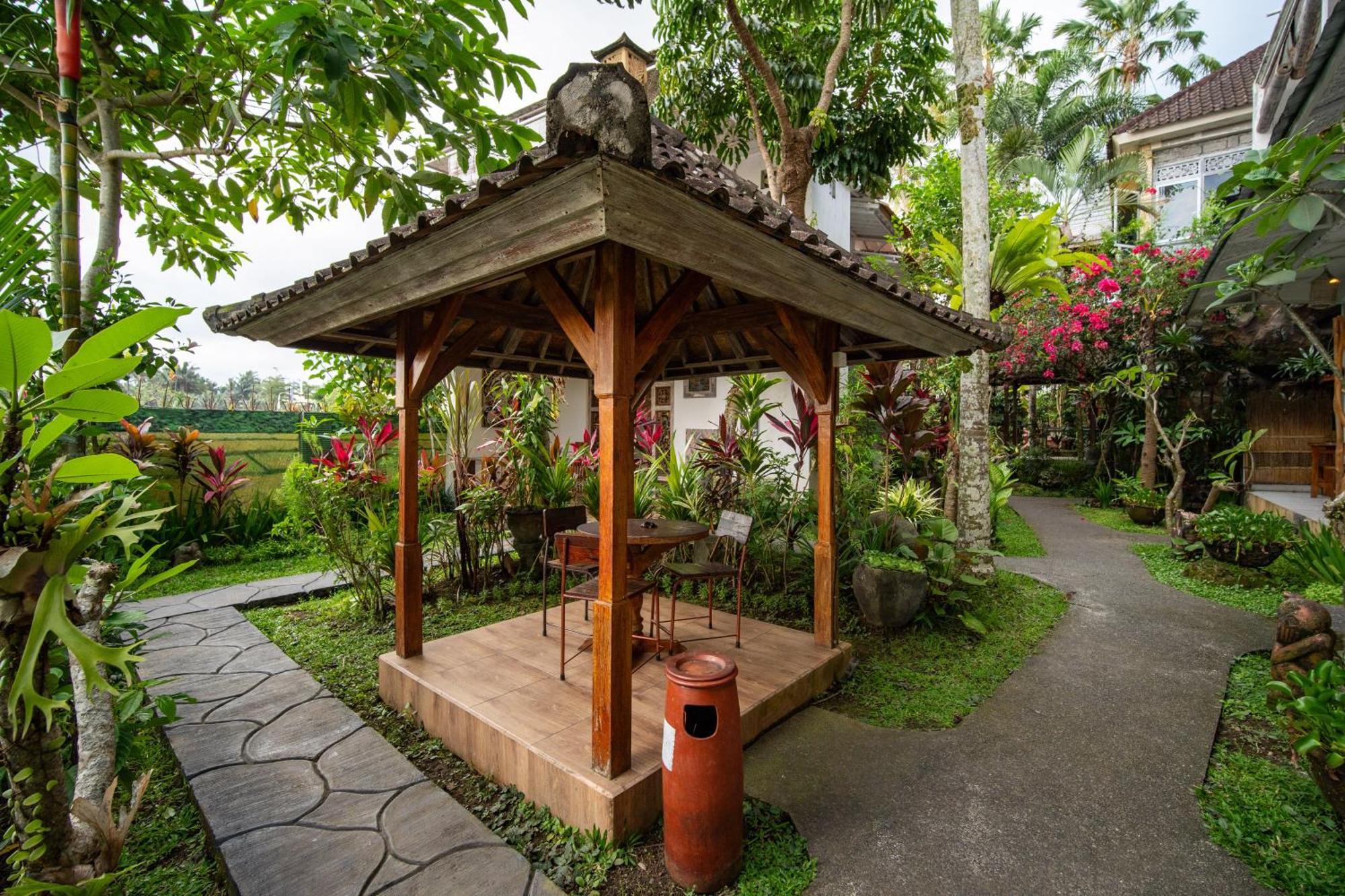 Kubu Sari Ubud Exterior photo