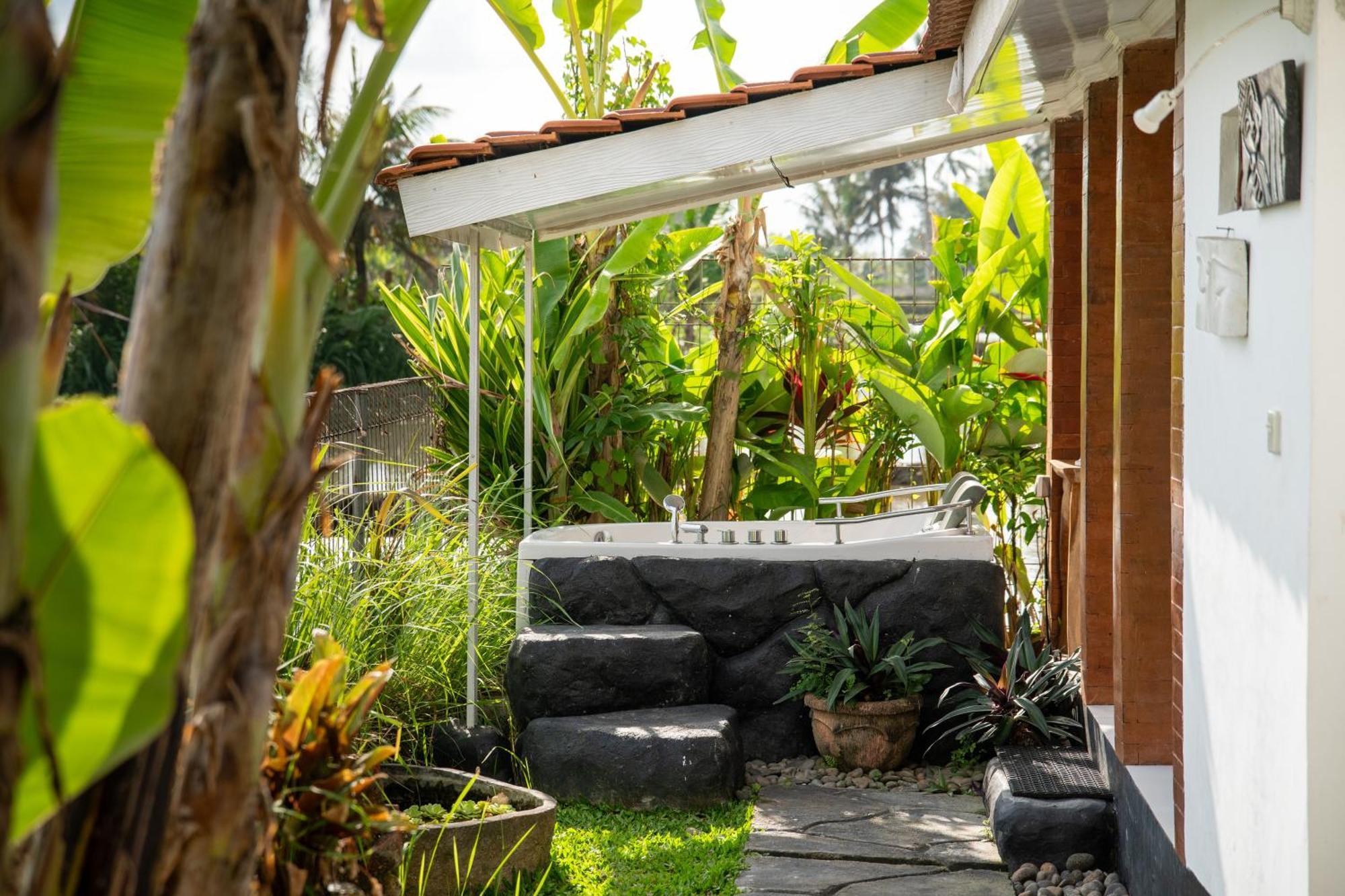Kubu Sari Ubud Exterior photo