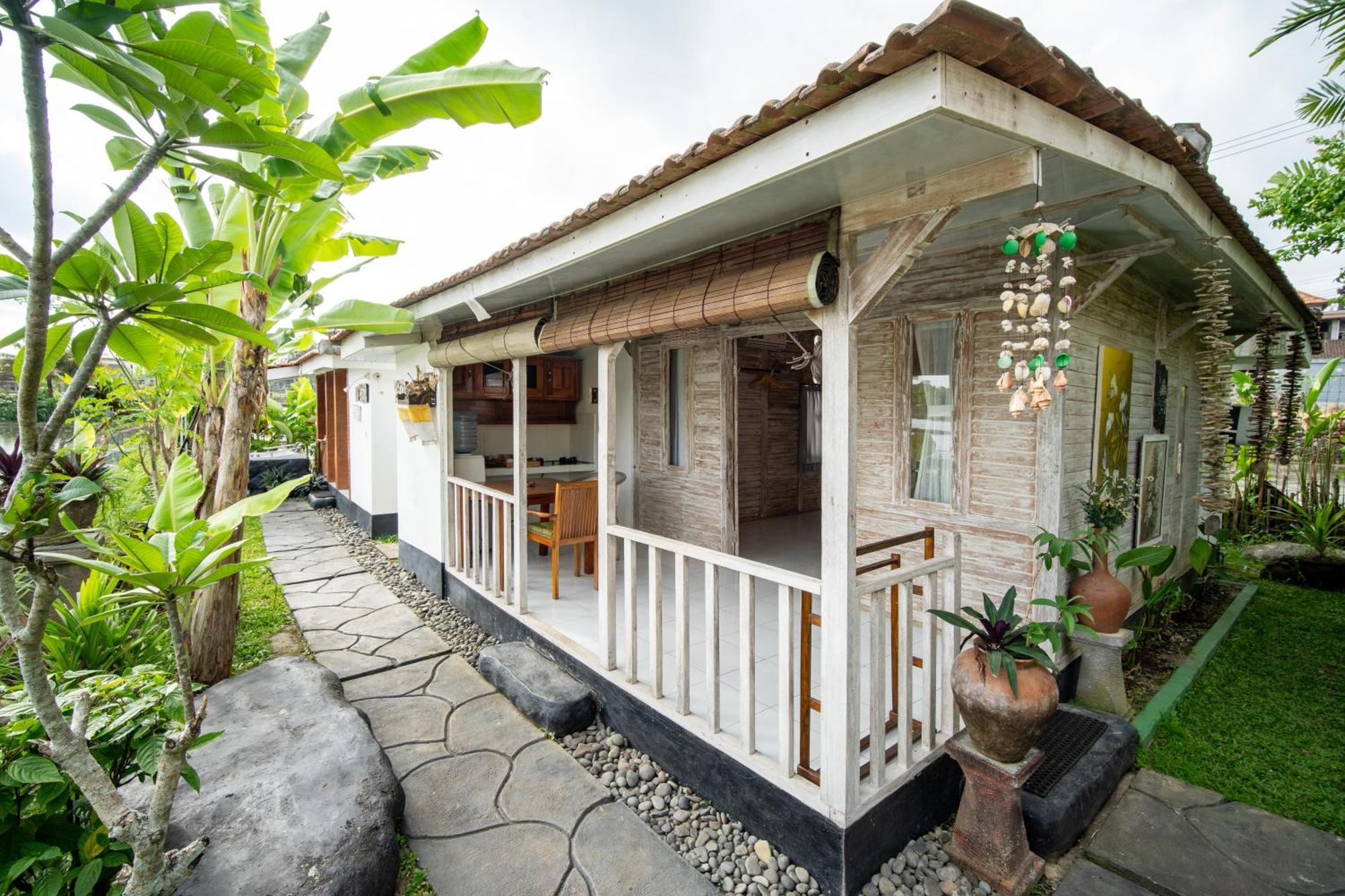 Kubu Sari Ubud Exterior photo